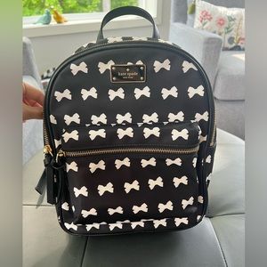 Kate Spade Wilson Road Bow Small Bradley